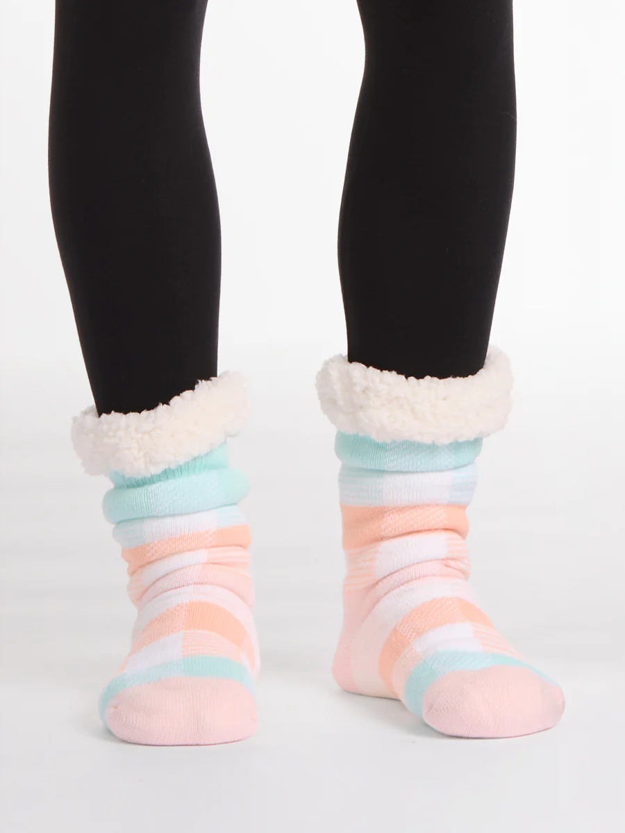 Women's Heat Bods Sherpa Socks 1 Pack - Image 3