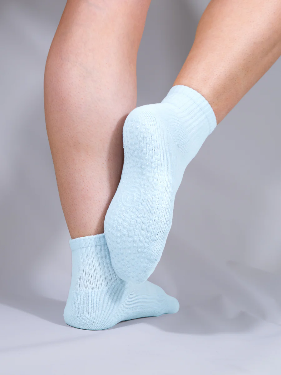 Women's Quarter Crew Grip Socks 3 Pack - Image 5